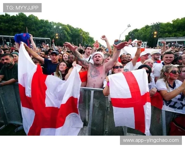 英国法案引入足球流氓预防措施 赛场秩序显著改善